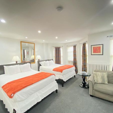 Gorgeous Refurbished 1Bdrm And 1Den Home Washington Esterno foto
