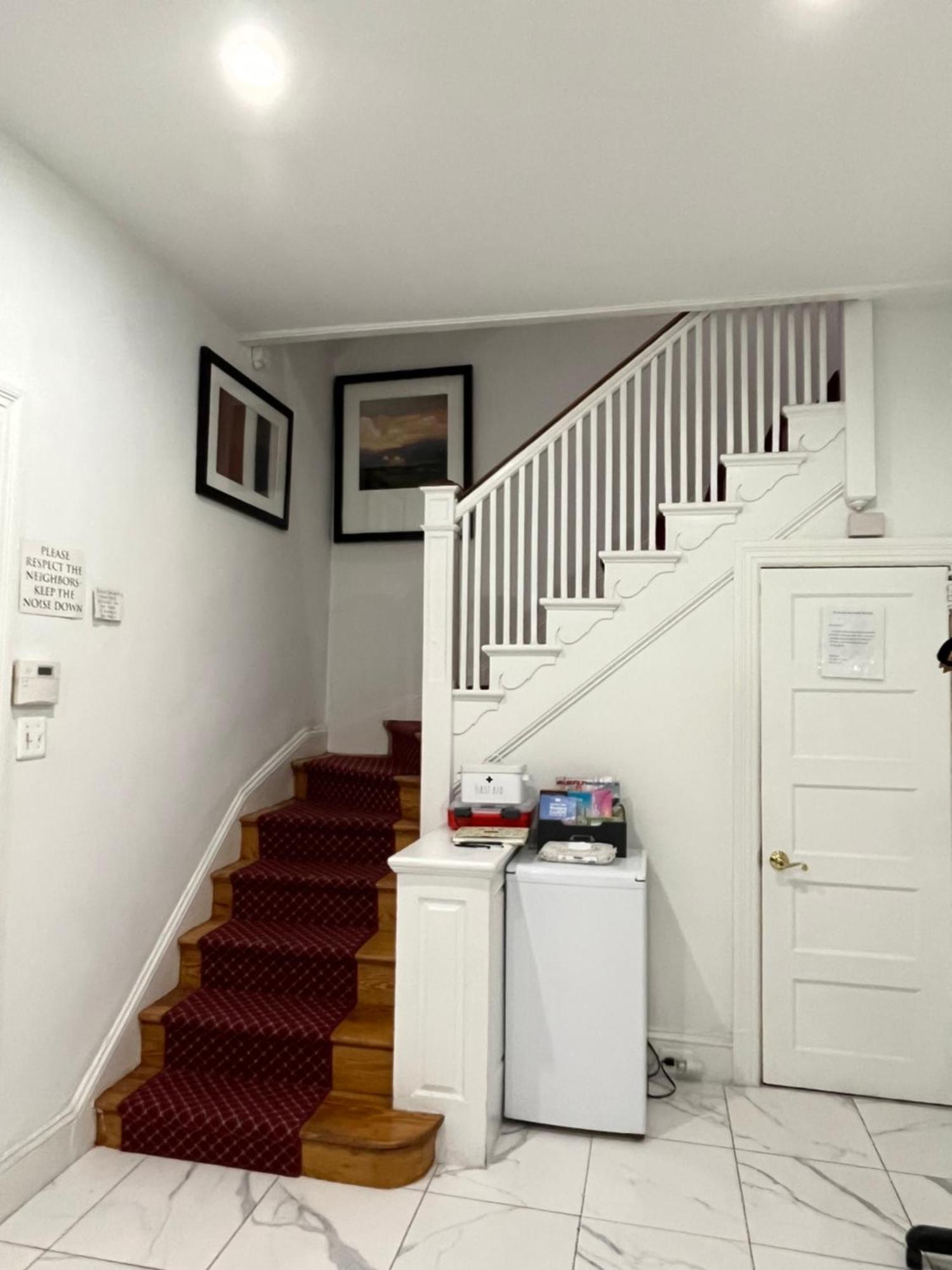 Gorgeous Refurbished 1Bdrm And 1Den Home Washington Esterno foto